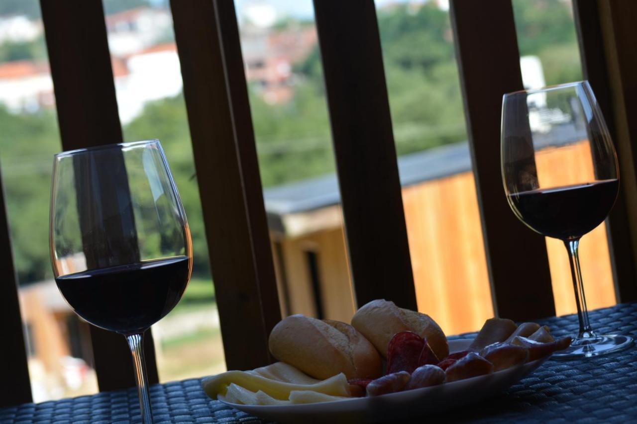 Cabanas Compostela - Cabana A Carballeira Сантьяго-де-Компостела Экстерьер фото