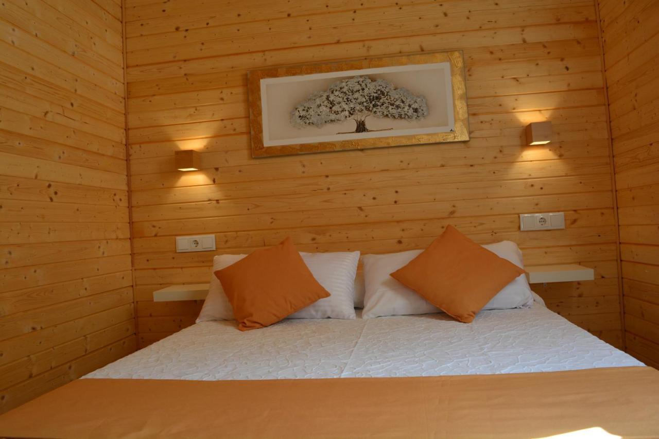 Cabanas Compostela - Cabana A Carballeira Сантьяго-де-Компостела Экстерьер фото